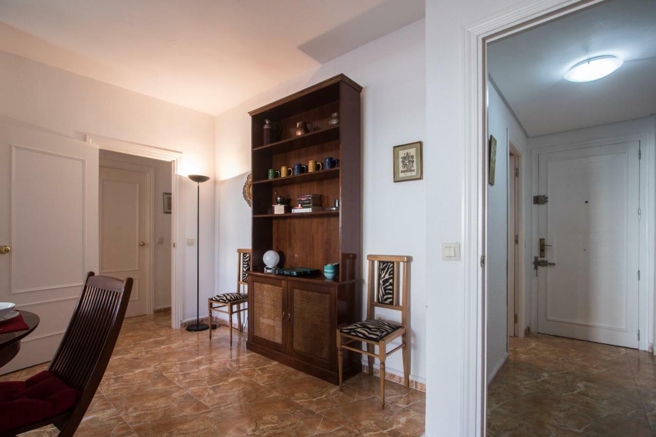 Alicante Central And Beach Side Apartment Екстер'єр фото